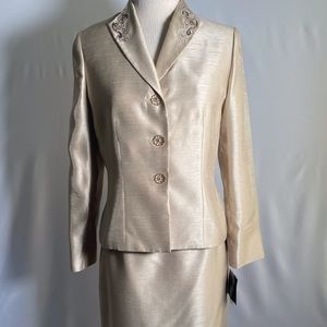 LaSuit Silky Jacket & Skirt Suit